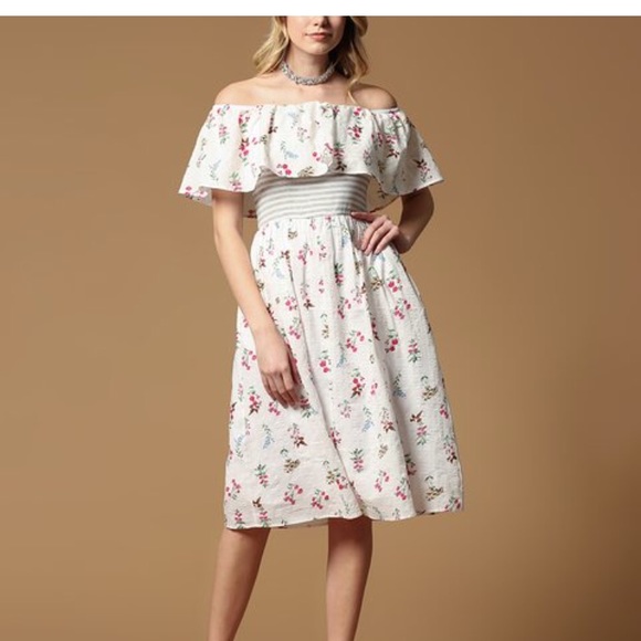 Ces Femme Dresses & Skirts - Ivory Floral Smocked Off-Shoulder Dress NWOT